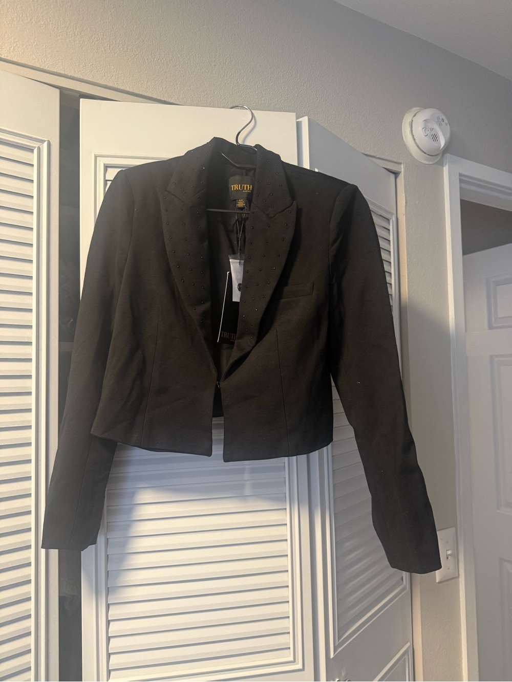 Truth Black Cropped Tailored Blazer with Studded Lapel